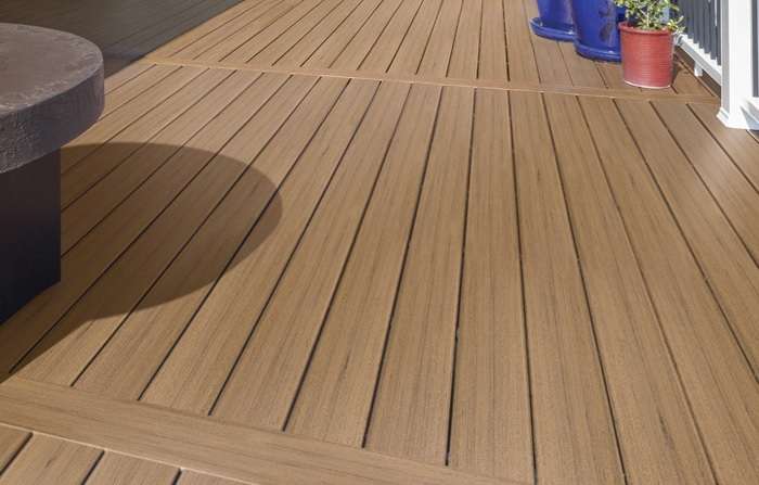 wood and composite decking installation and cleaning uk
